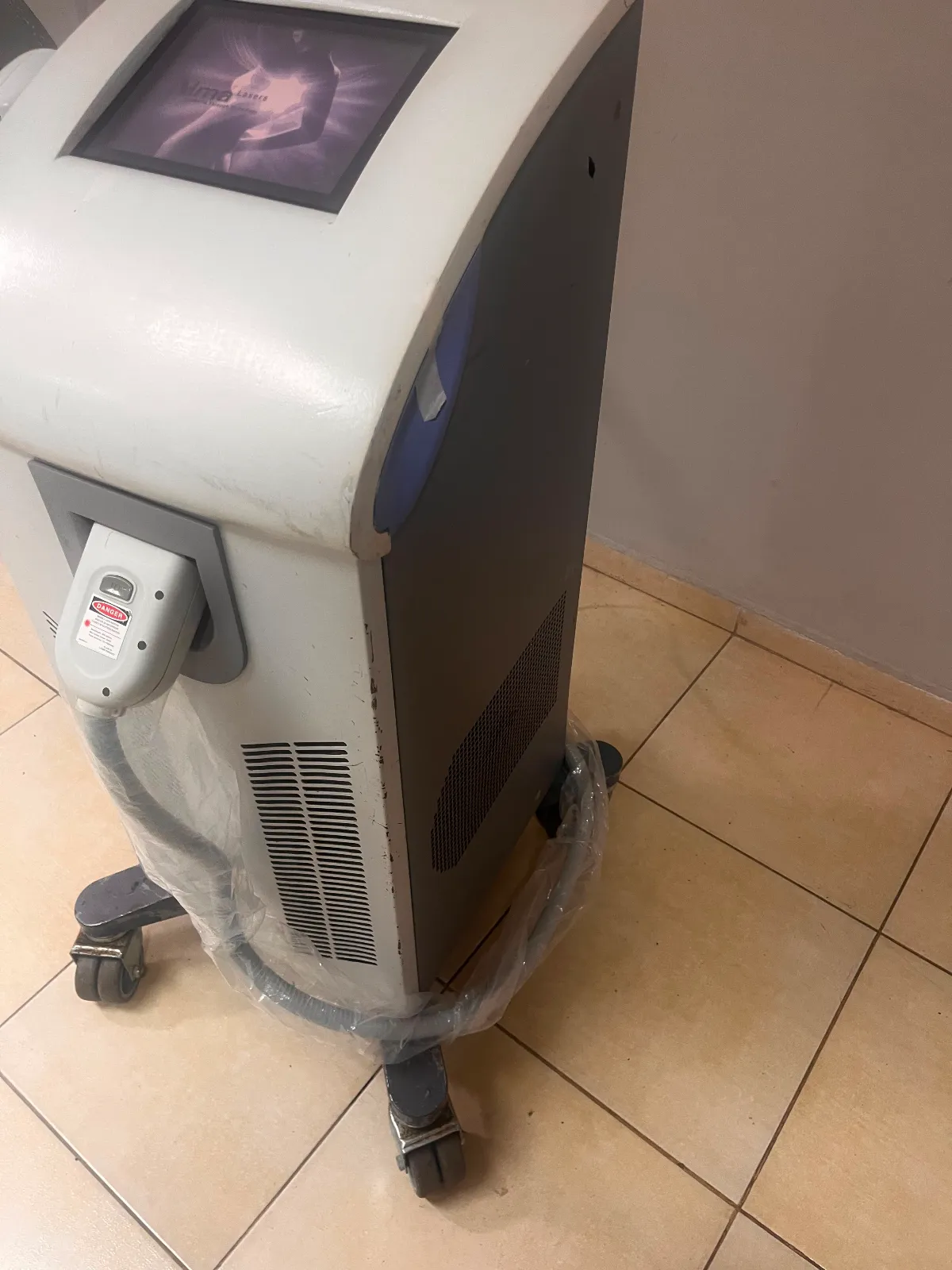 SOPRANO XL de Alma Láser original con cabezal. nuevo — vista 2