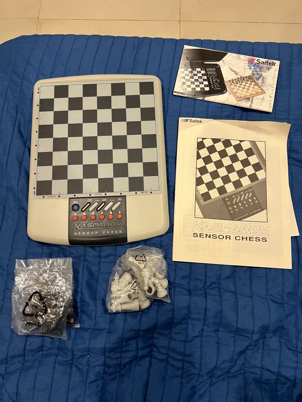 Ajedrez Electrónico Vintage Saitek Kasparov Sensor Chess – Completo – Sin Uso – — vista 2
